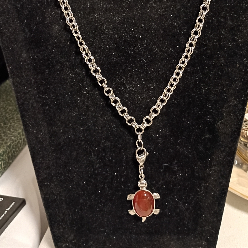Chainmail 2x2 Weave With Red Agate Turtle Pendant
